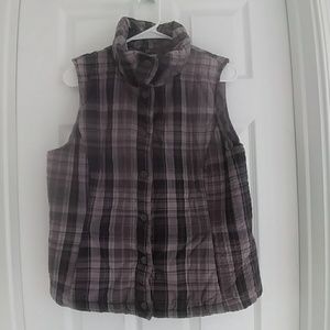 Bandolino womens vest, size L.